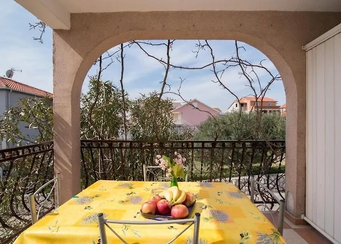 Fidelis - One Bedroom With Terrace And Garden View 3 Apartman