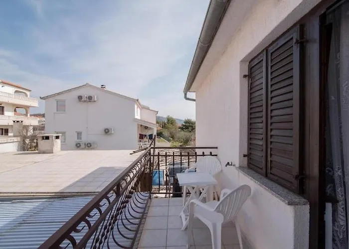 Fidelis - One Bedroom With Terrace And Garden View 3 * Trogir