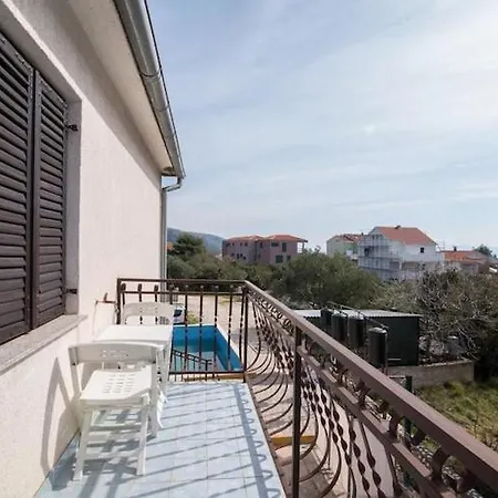 Fidelis - One Bedroom With Terrace And Garden View 3 Trogir