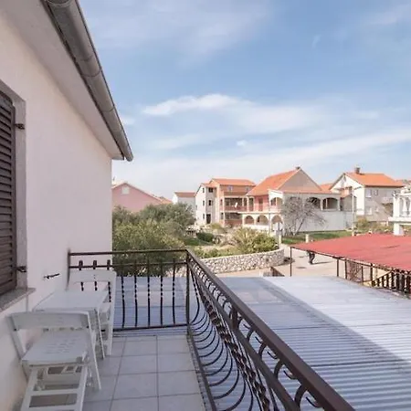 Fidelis - One Bedroom With Terrace And Garden View 3 Trogir